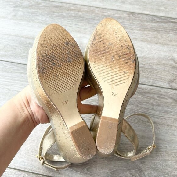 Guess Pewter Metallic Wedge Ankle Strap Peep Toe Heels Shoes Buckle - Picture 12 of 15